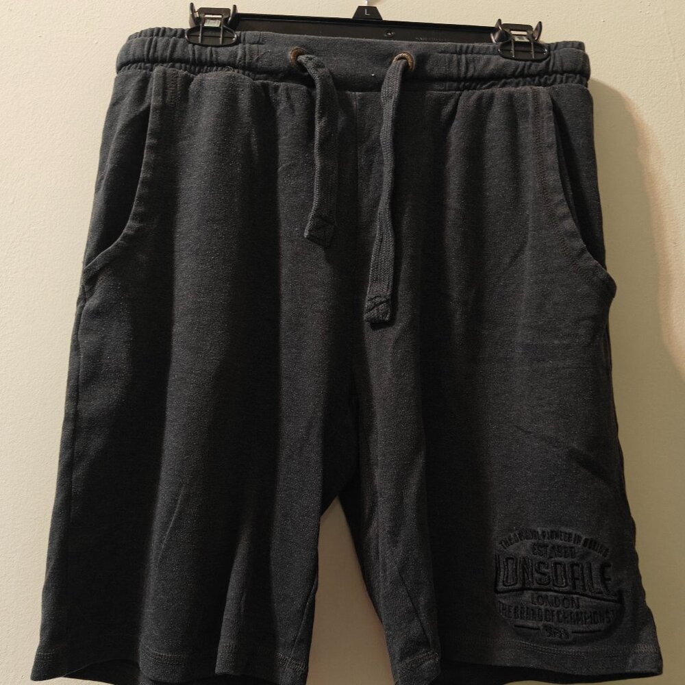 Men's gray shorts. Brand is Lonsdale London. Size Medium. Used.